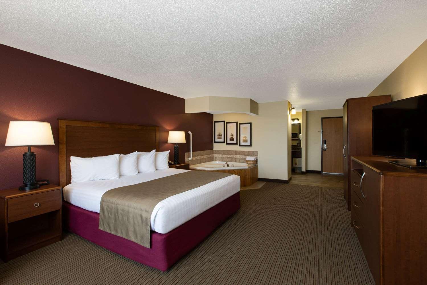 Americinn By Wyndham Merrill Экстерьер фото