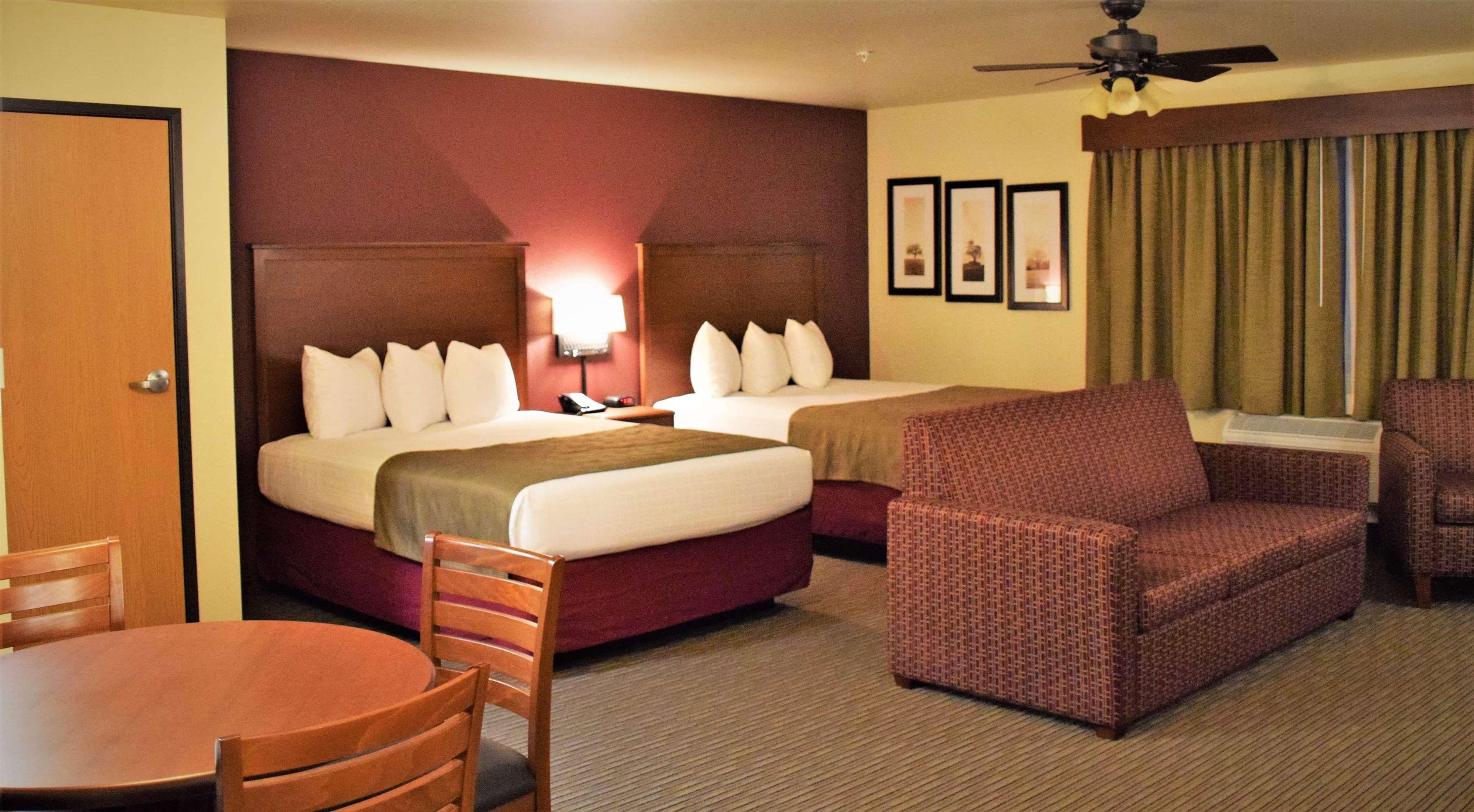 Americinn By Wyndham Merrill Экстерьер фото